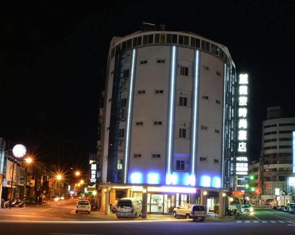 ウェル リブ ホテル 斗六市 エクステリア 写真